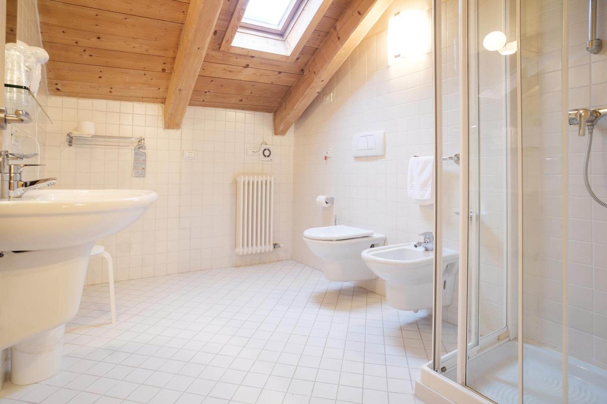 Casa Moresc Spiazzo  Rom bilde